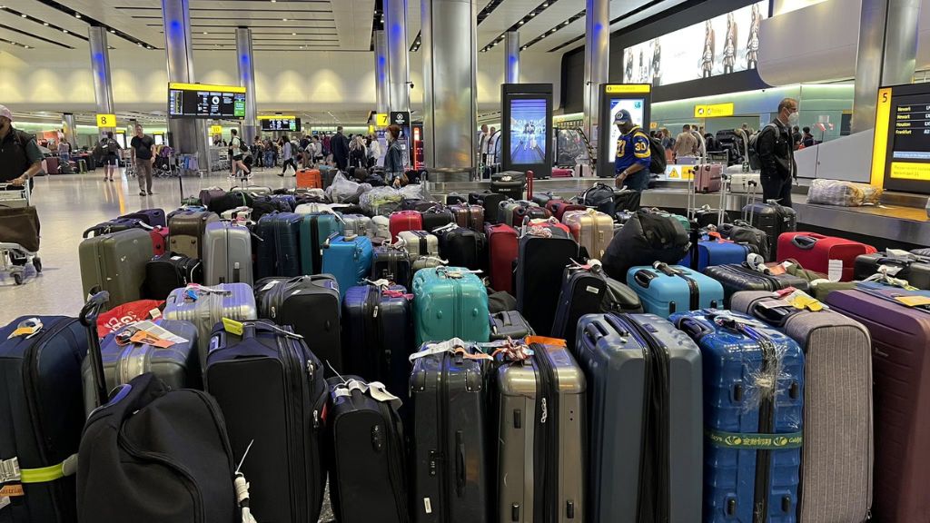 Fill a Lost Baggage Complaint