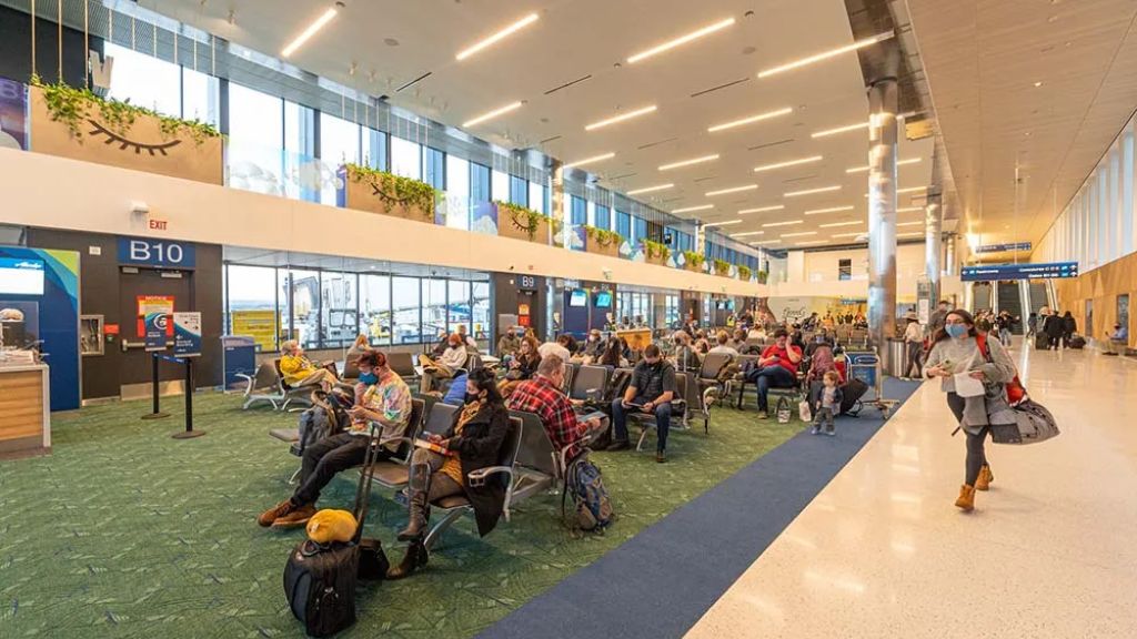 Highlights Of Alaska Airlines & PDX Airport